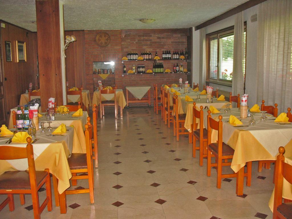 Albergo La Grolla Antey-Saint-André 외부 사진